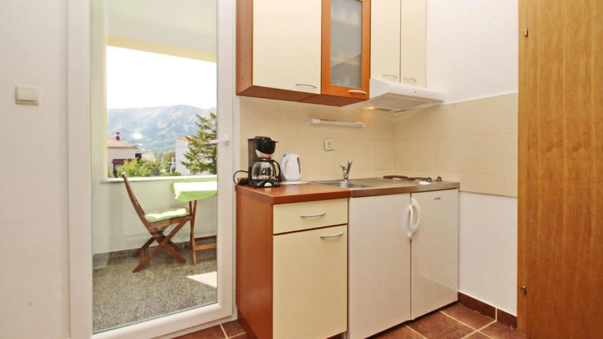 Apartment Wohnung In Baska Mit Eigenem Balkon